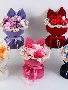 41132 Star Diamond Curled Bow Bouquet