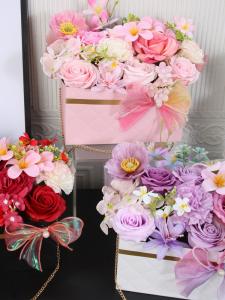 31169 Handbag bouquet gift box